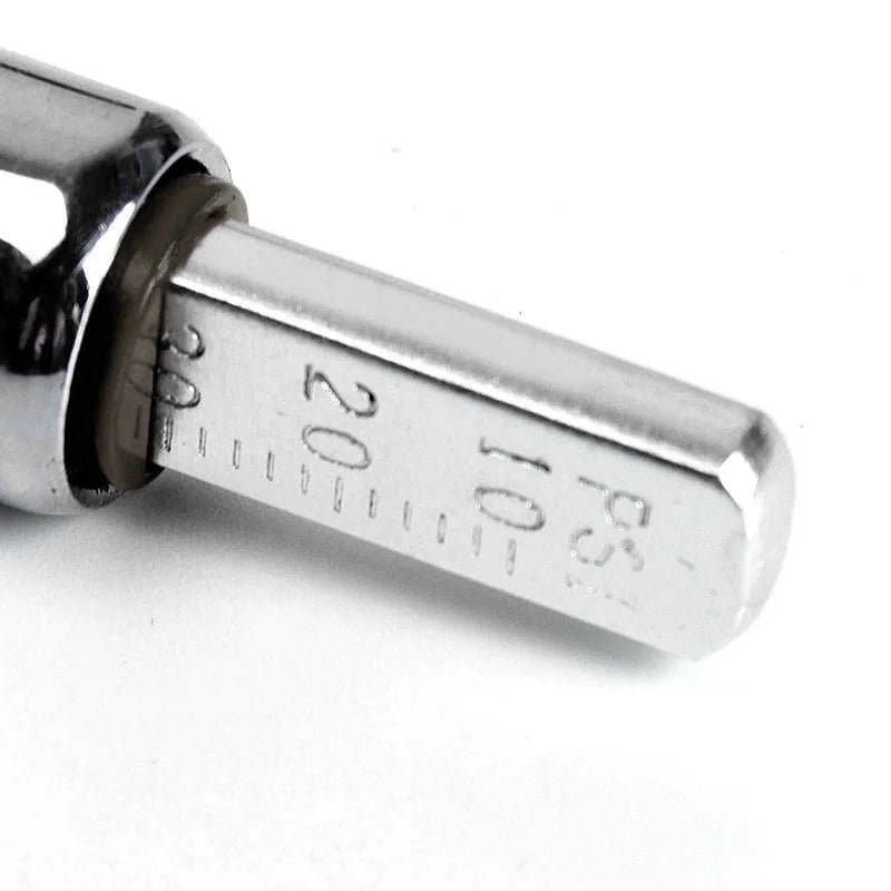 Heavy Duty Truck Tire Pressure Gauge (10–150 PSI)