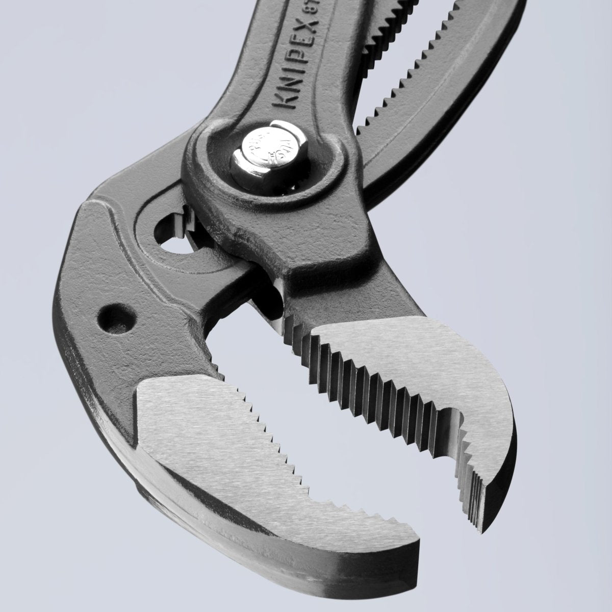 Alicates para bomba de agua Knipex Cobra® XL de 16" 87 01 400 US